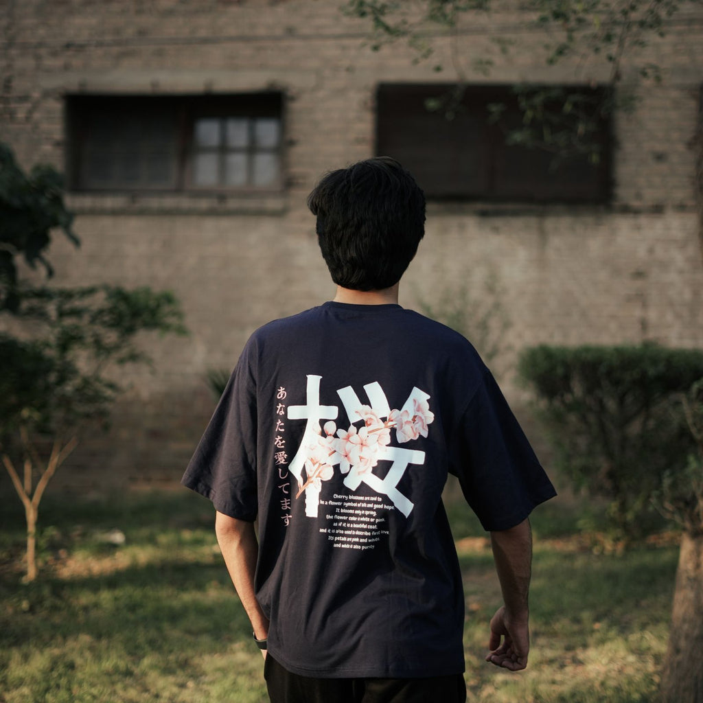 LOVE IN SILENCE Oversized T Shirt